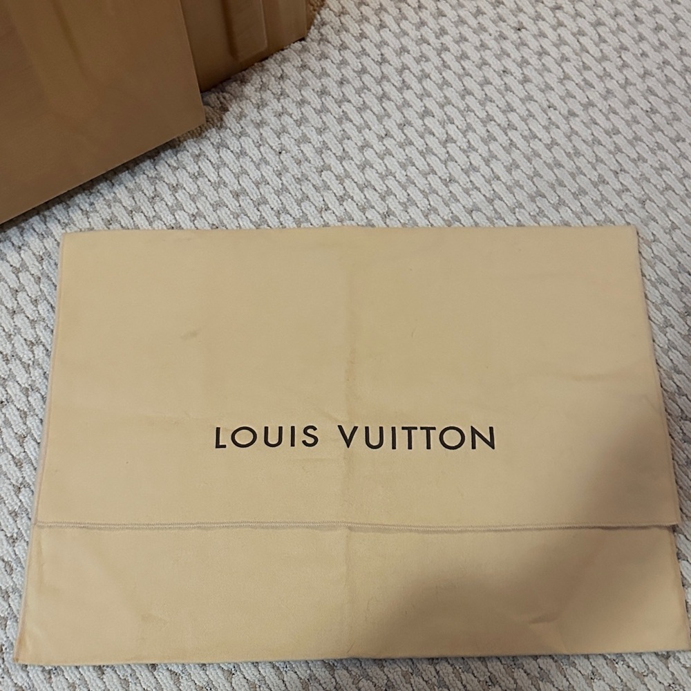 Louis Vuitton Beige Dust Bag